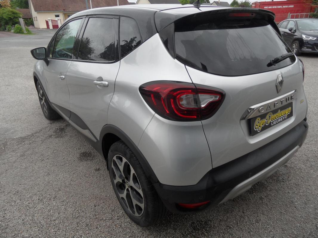 Renault Captur - 