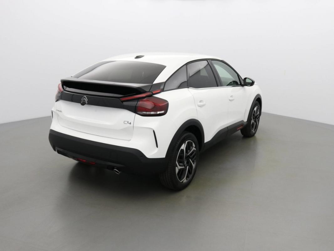 Citroën C4 - FEEL PACK 130 HDI EAT8