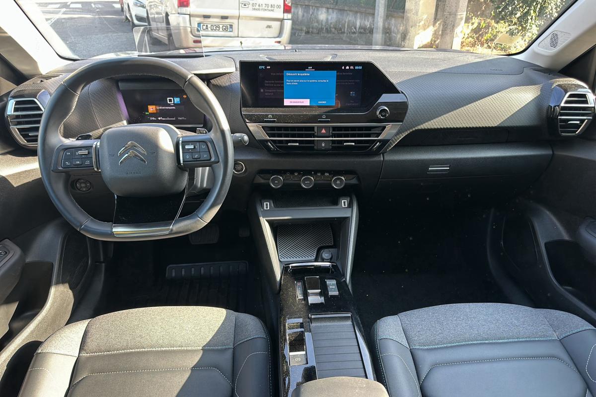 Citroën c4 x - 1.2 130 EAT8 SHINE