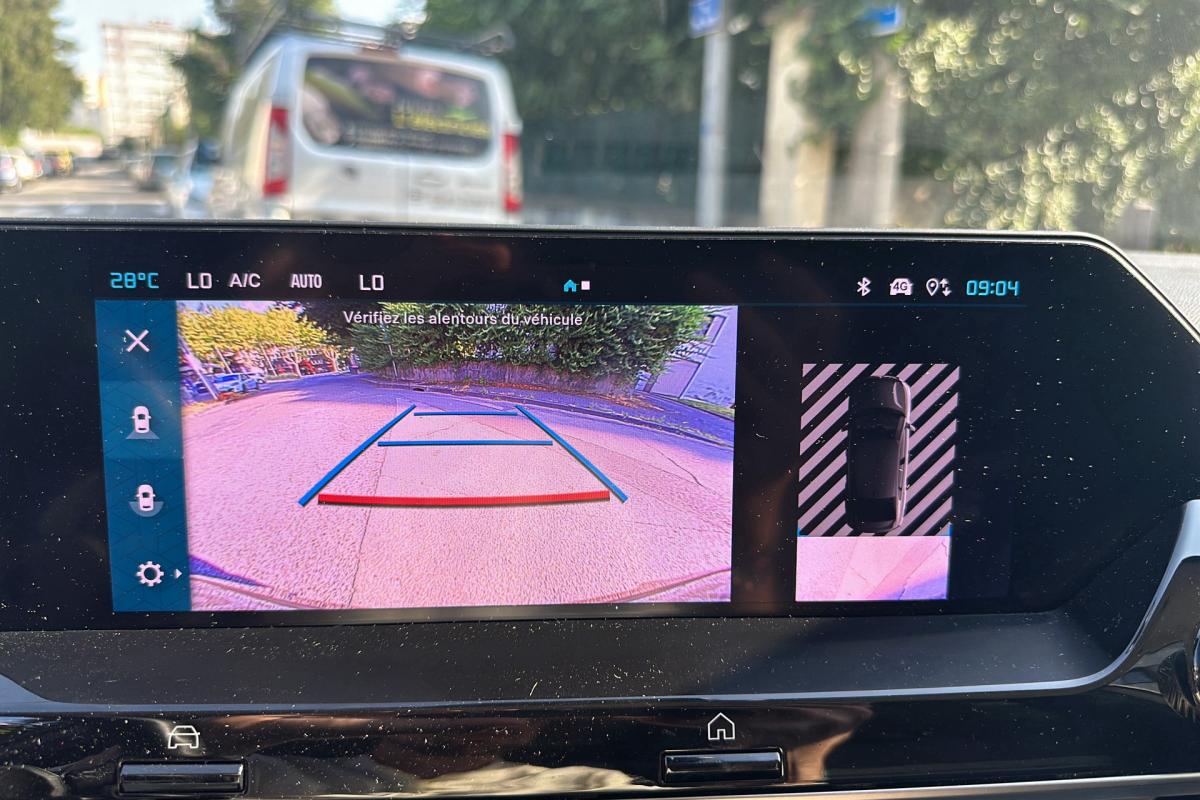 Citroën c4 x - 1.2 130 EAT8 SHINE