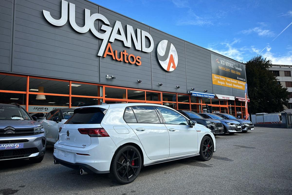 Volkswagen Golf - 2.0 TSI 245 GTI T.O HEADU