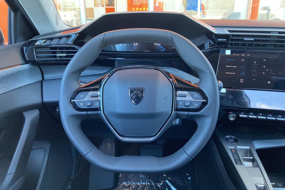 Peugeot 308 - 1.5 HDI 130 EAT8 ALLURE P