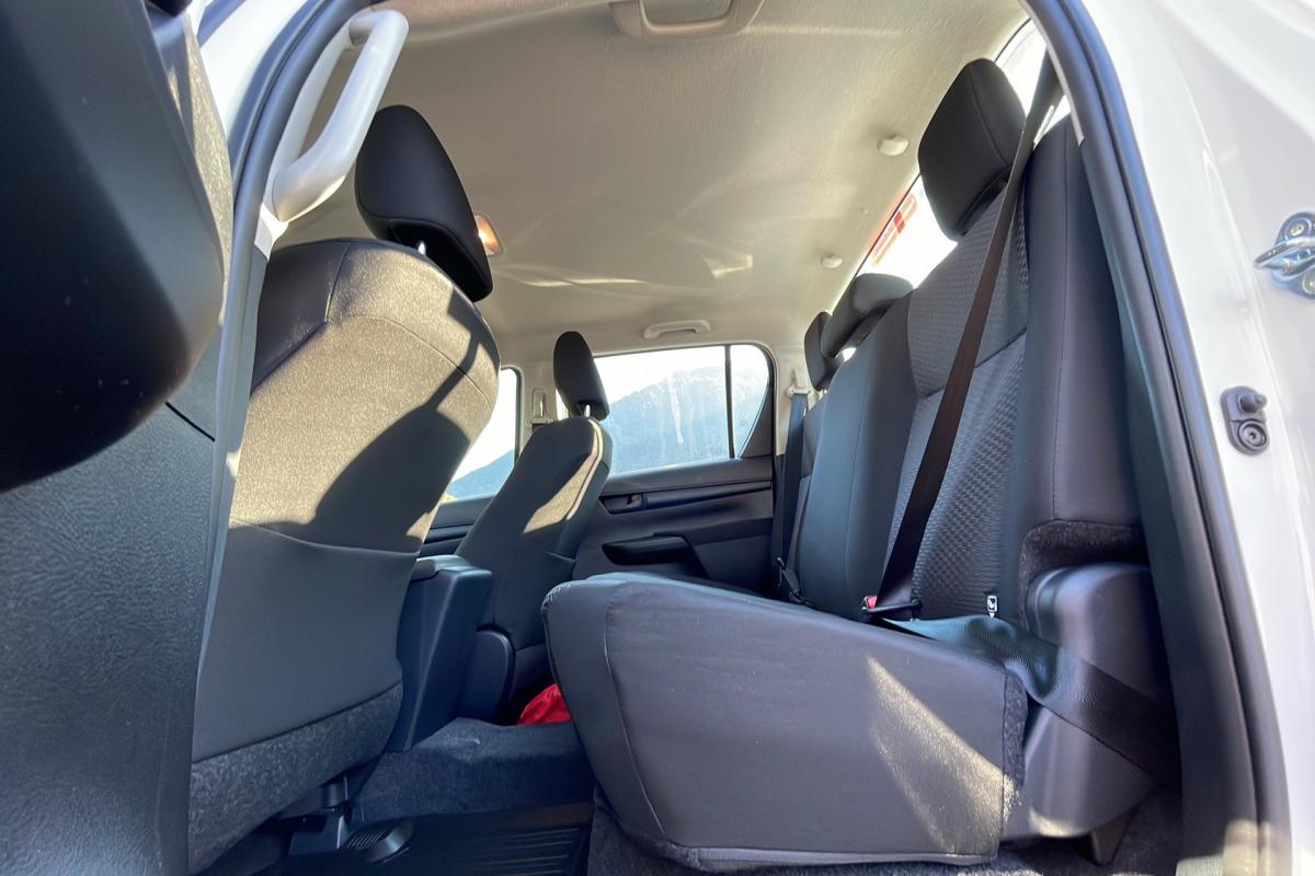 Toyota Hilux - 2.4 D4-D 150 LECAP PK DRI