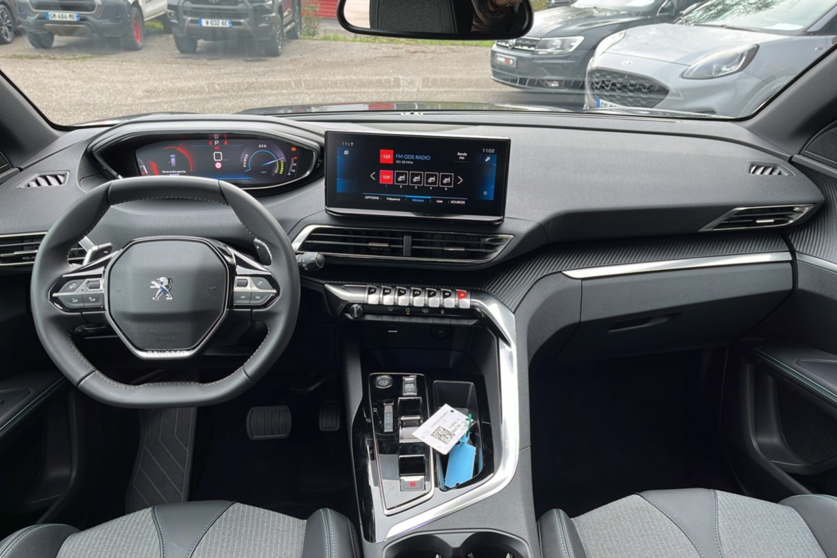 Peugeot 5008 - BLUEHDI 130 EAT8 ALLURE P