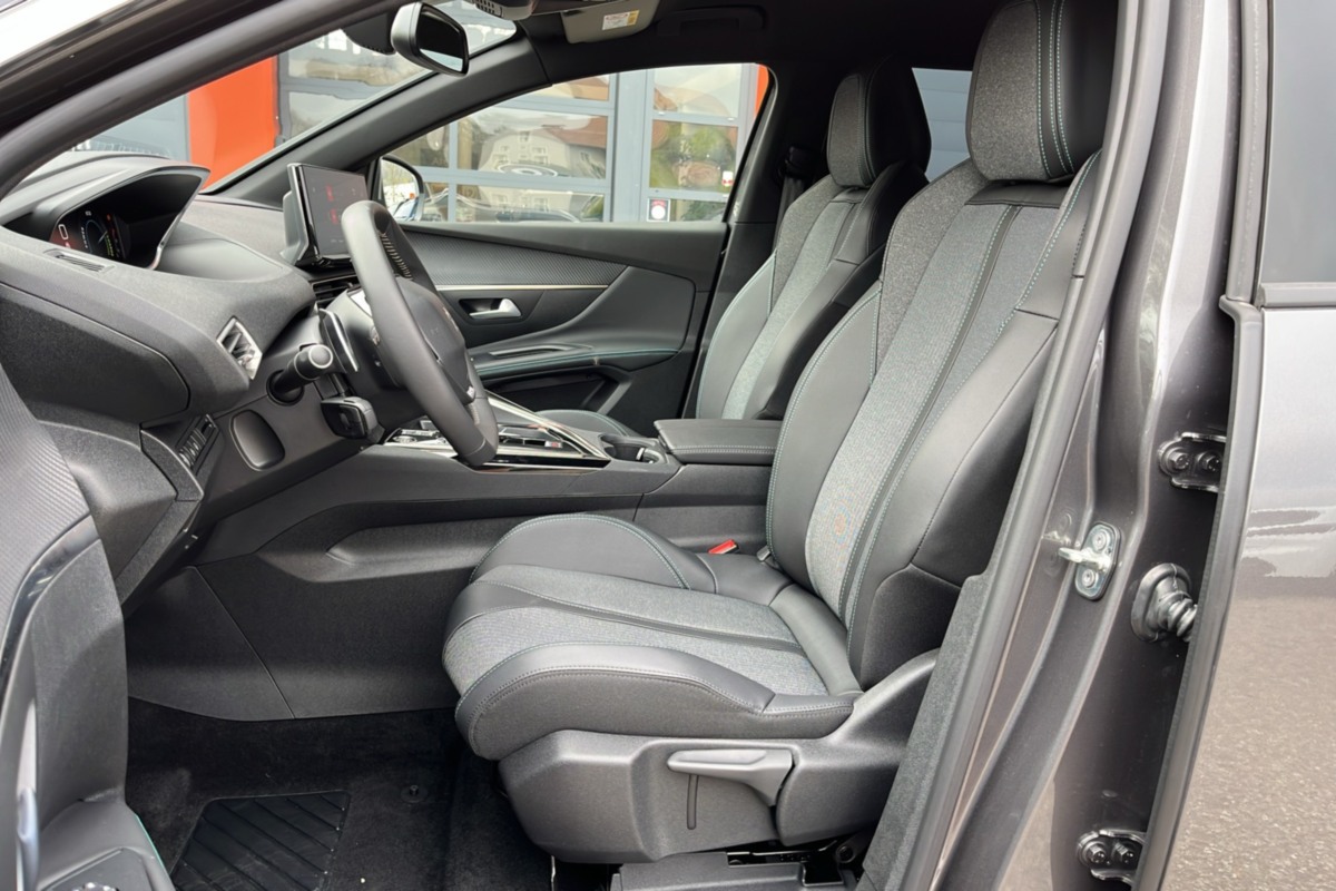 Peugeot 5008 - BLUEHDI 130 EAT8 ALLURE P