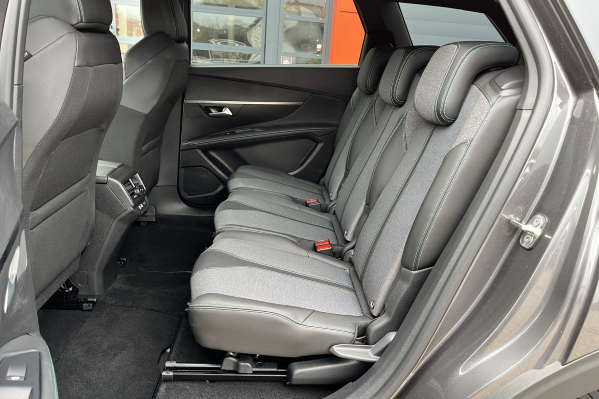 Peugeot 5008 - BLUEHDI 130 EAT8 ALLURE P