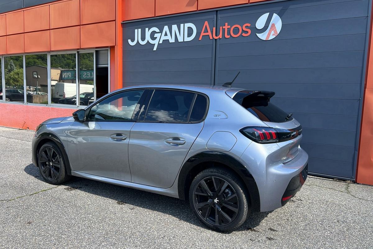 Peugeot 208 - 1.2 100 EAT8 GT