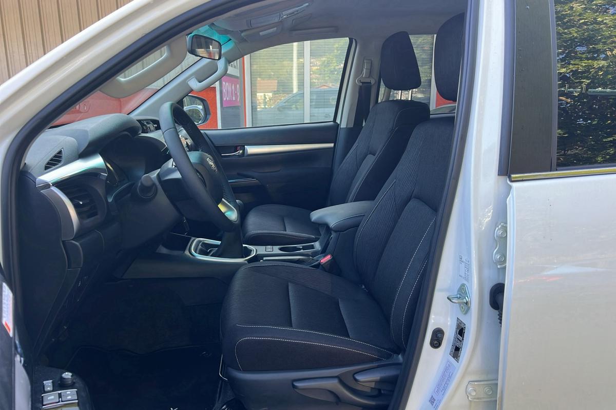 Toyota Hilux - 2.8 D4-D 204 BVA LEGENDE