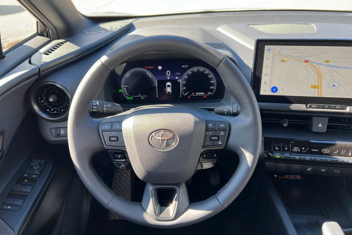 Toyota C-HR - HYBRID 200 AWD DESIGN PK