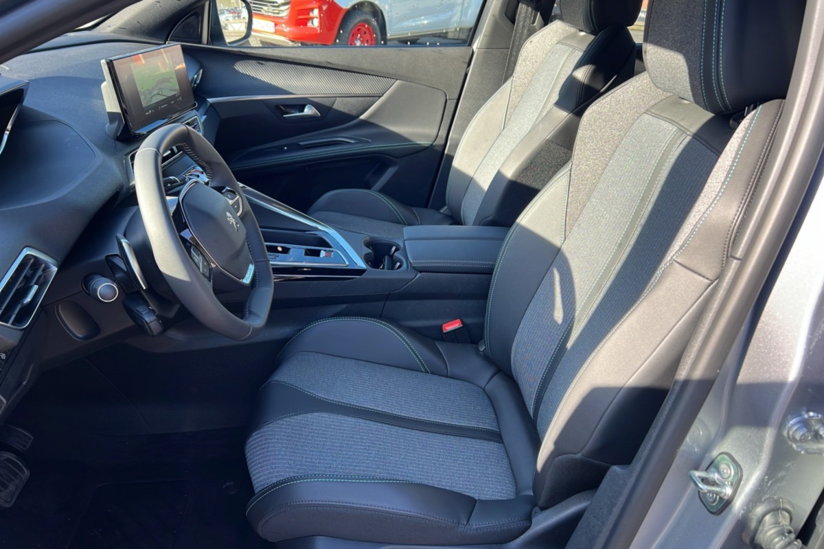 Peugeot 5008 - BLUEHDI 130 EAT8 ALLURE P