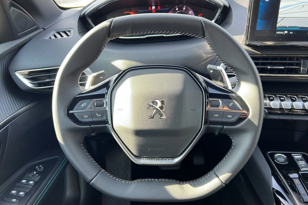 Peugeot 5008 - BLUEHDI 130 EAT8 ALLURE P