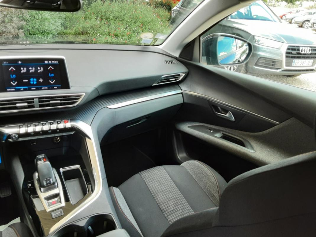 Peugeot 3008 - BlueHDi 130ch SetS EAT8 Active Business