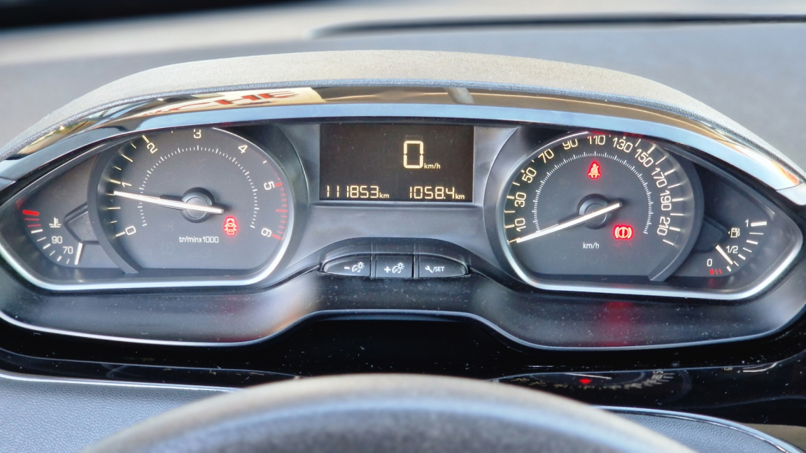 Peugeot 208 - BLUEHDI 100 SetS BVM5 BUSINESS