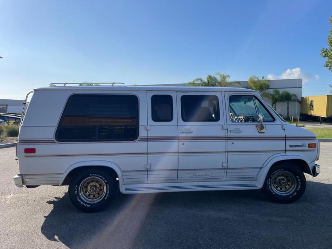 GMC Vandura - 5.7L AMENAGE