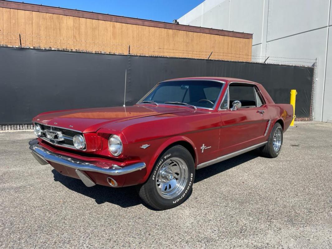 FORD MUSTANG - COUPE CODE A 1965 ROUGE (1965)