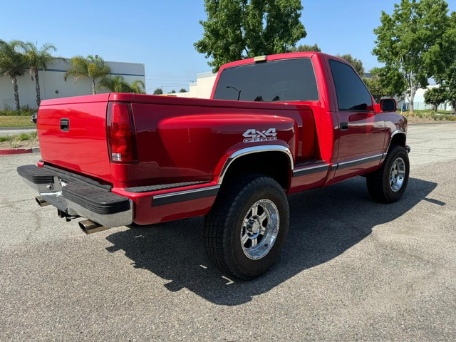 GMC Sierra - 4x4 350CI V8 ROUGE 1989