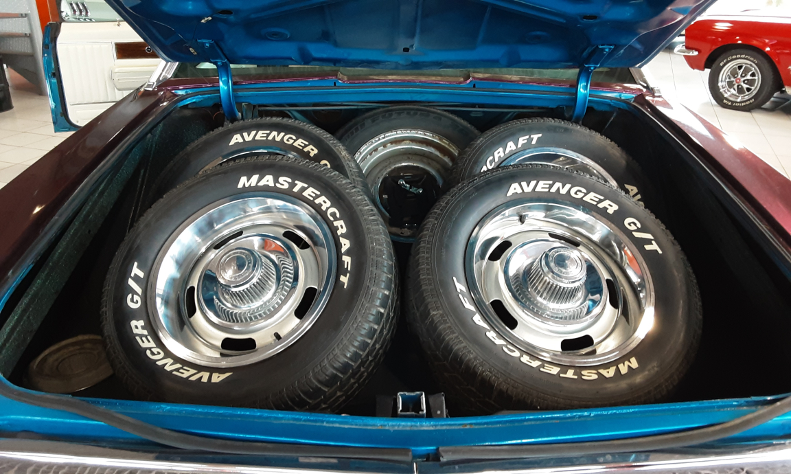 Chevrolet Impala - CUSTOM SS 427 CI V8
