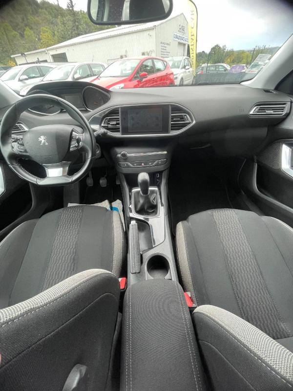 Peugeot 308 - 1.2 110CH Active