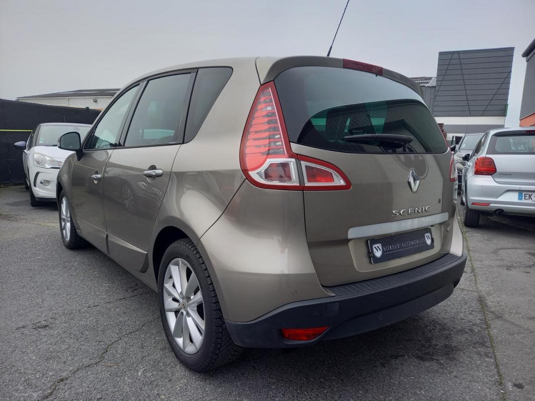 Renault Scénic - III 2.0 DCI 150 CH BVA FINITION JADE