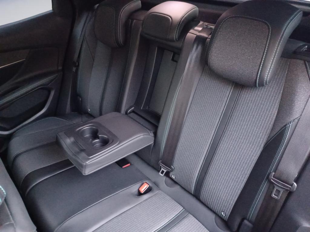Peugeot 3008 - Allure Pack 130ch bvm6 - 1.5 BlueHDi S&S Garantie 12 Mois