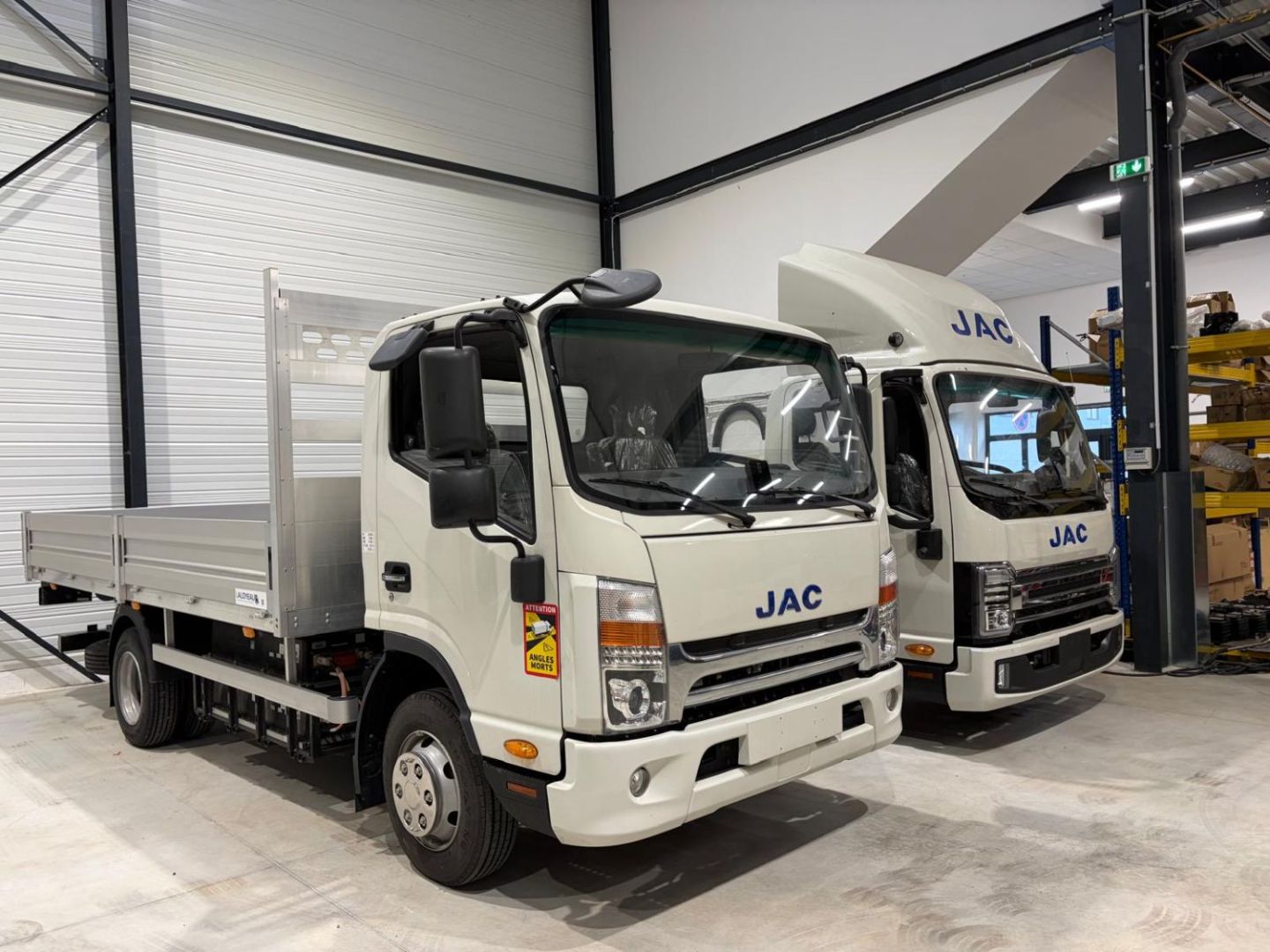JAC I JAC N75 PLATEAU - ALUMINIUM PLANCHER BOIS (2025)