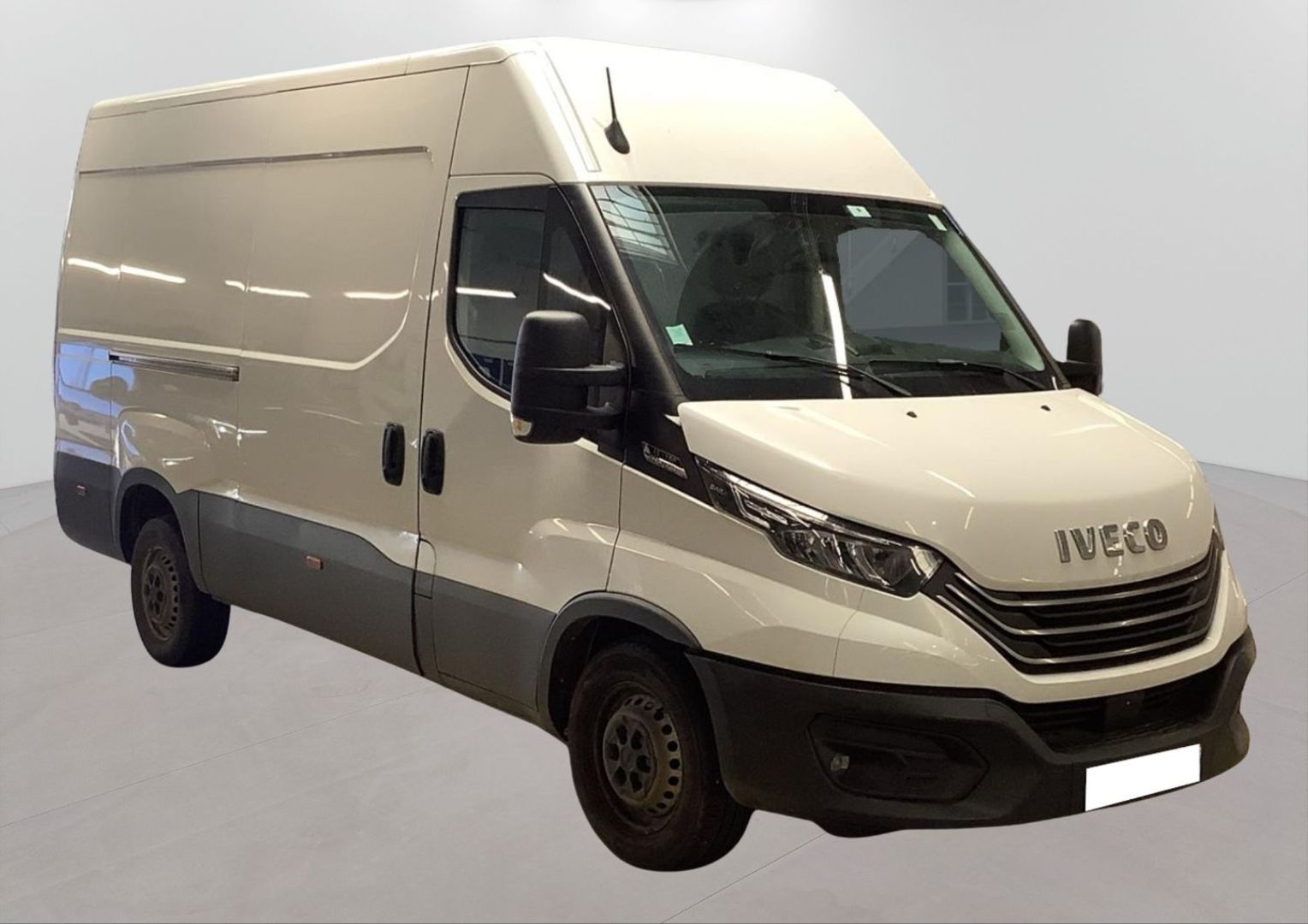 IVECO DAILY - 35S18H A8 V12 (2023)