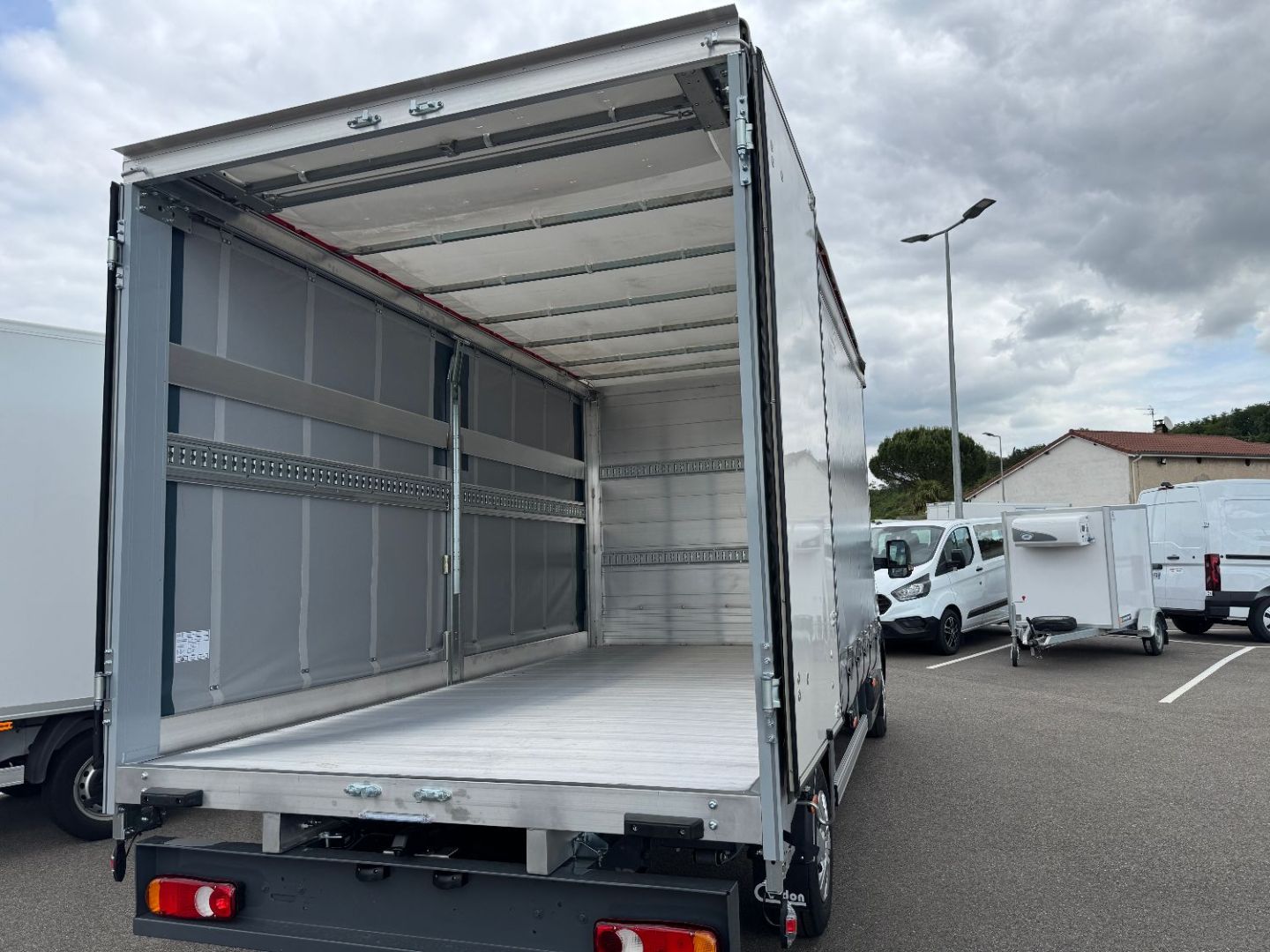 RENAULT MASTER CAISSE - L3 170CV BACHE PLSC 18,5M3