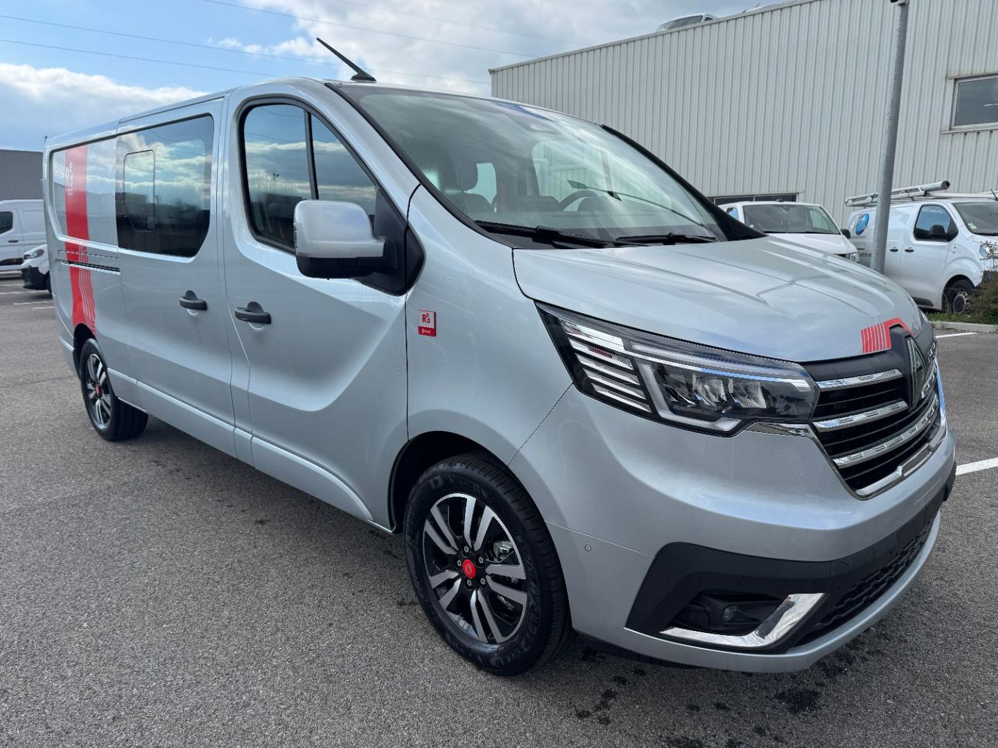RENAULT TRAFIC CABINE APPROFONDIE - L2H1 3T BLUE DCI 170 BVA9 EXCLUSIVE 5PL (2026)