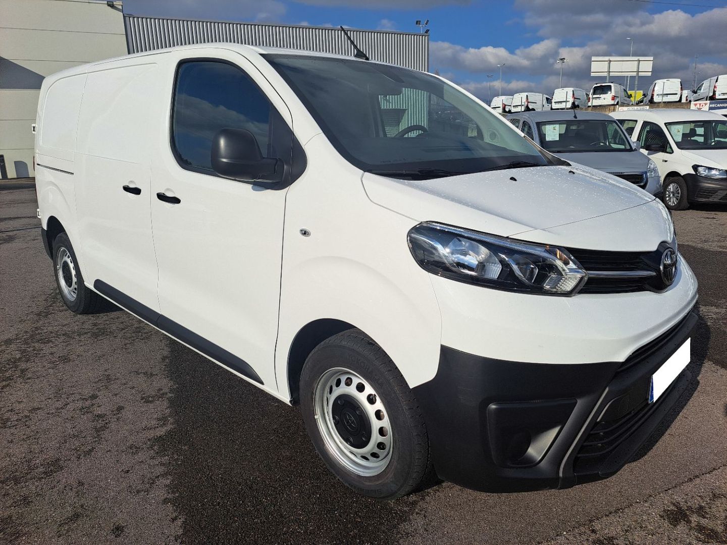 TOYOTA PROACE FOURGON - MEDIUM 2.0L 145 D-4D 3PL (2022)