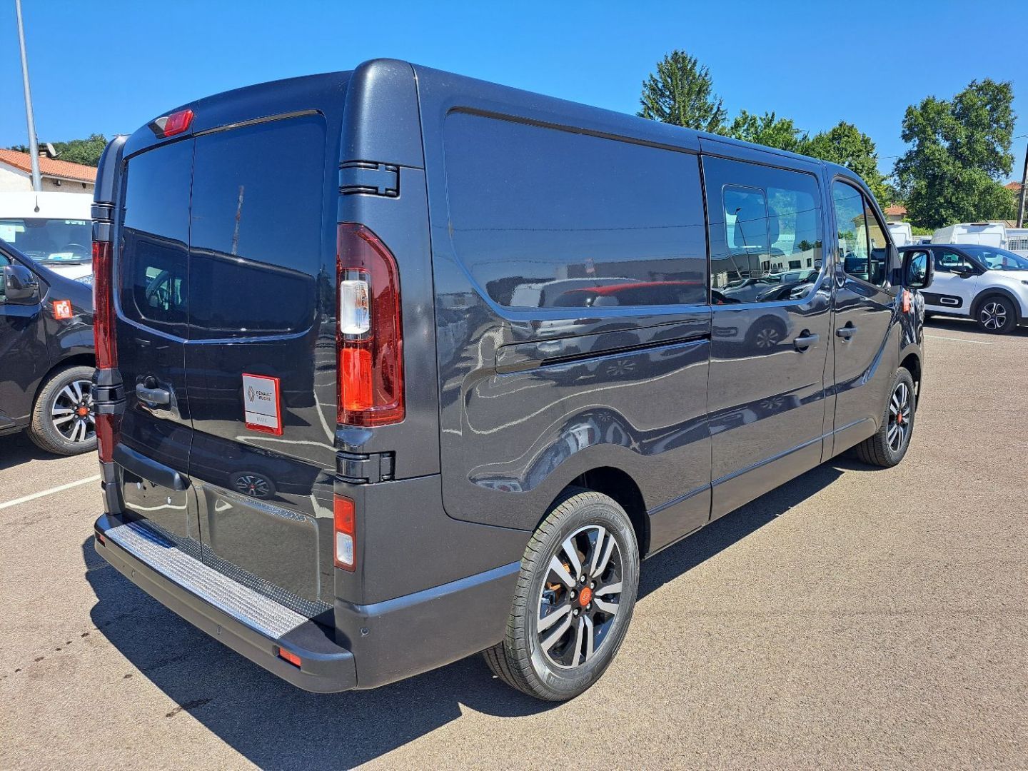 RENAULT TRAFIC CABINE APPROFONDIE - L2H1 3T BLUE DCI 170 BVA9 EXCLUSIVE 6PL