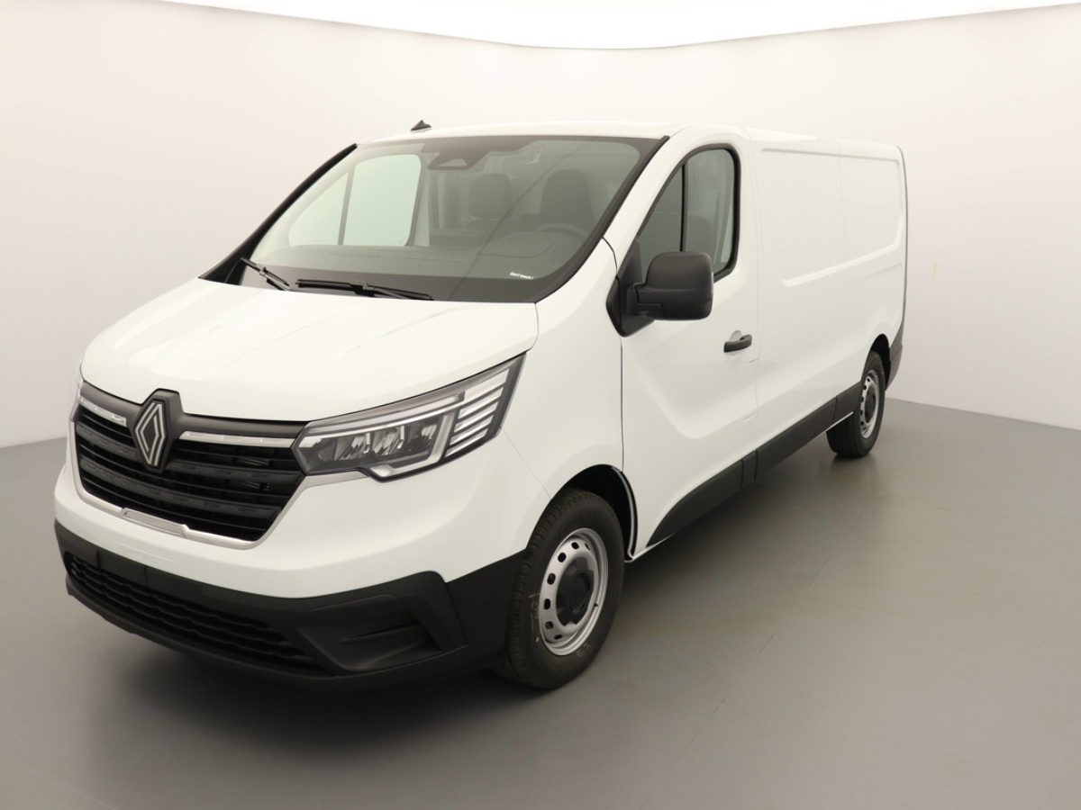 RENAULT TRAFIC L2H1 3TO - DCI 150 ADVANCE (2025)