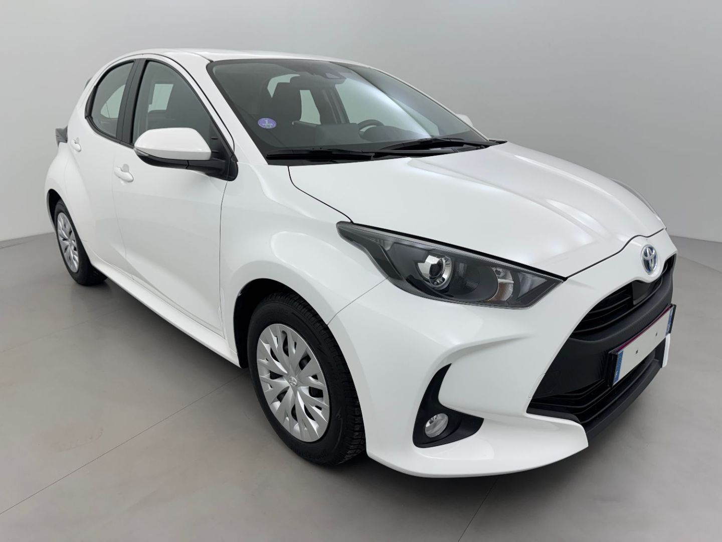 TOYOTA YARIS AFFAIRES - HYBRIDE116H DYNAMIC BUSINESS (2023)