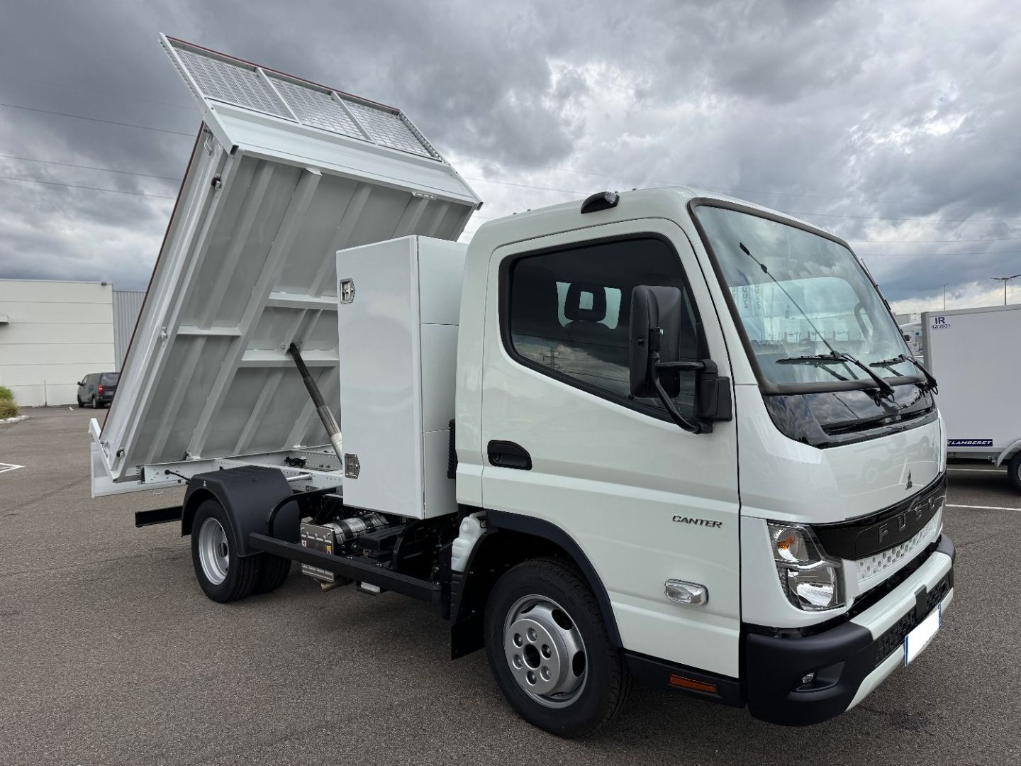 MITSUBISHI FUSO CANTER BENNE - 3C15 150CV 3L ACIER JPM 3M