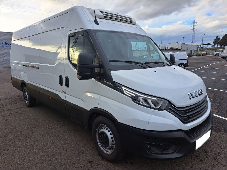 IVECO DAILY FOURGON - 35S18 A8 L4 FRIGO 54000E HT (2023)