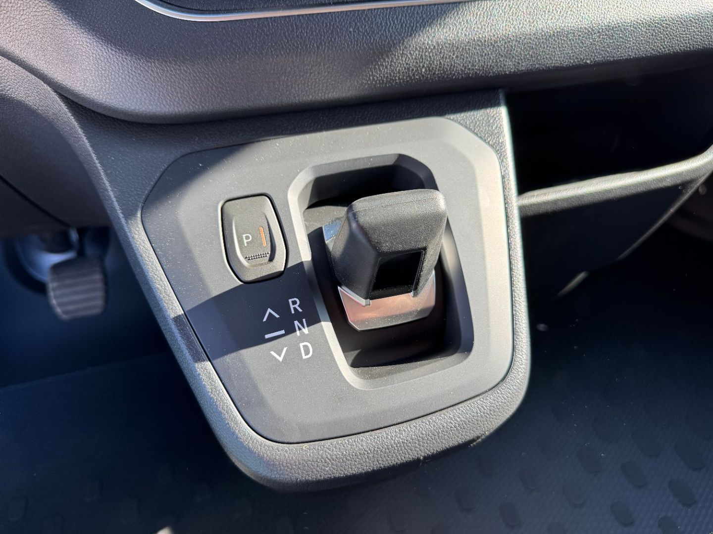 RENAULT TRAFIC CABINE APPROFONDIE - CA L2H1 3T BLUE DCI 150 BVA9 GSR2 RED EDITION 6PL