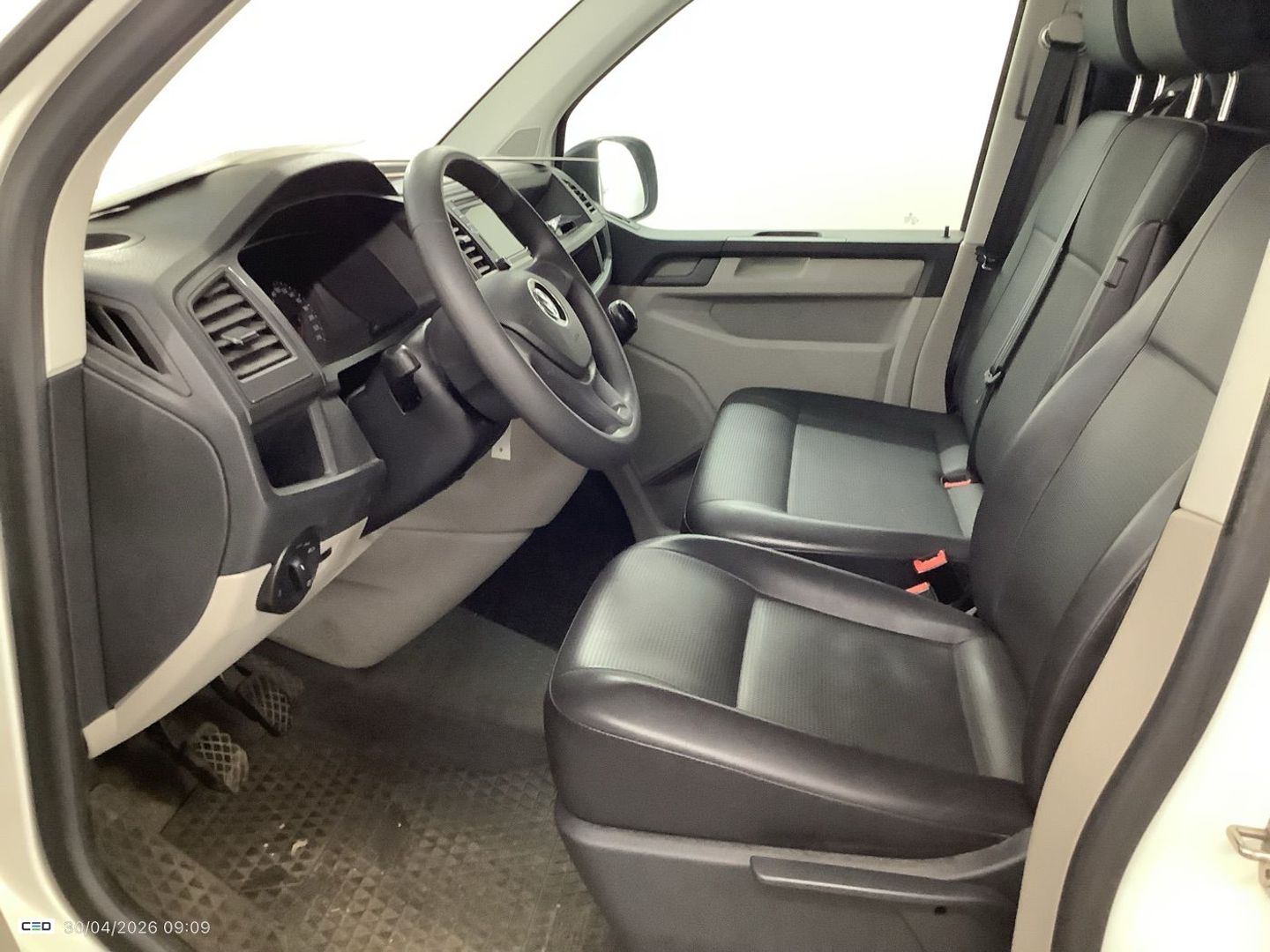 VOLKSWAGEN TRANSPORTER FOURGON - L1H1 2.0 TDI 102
