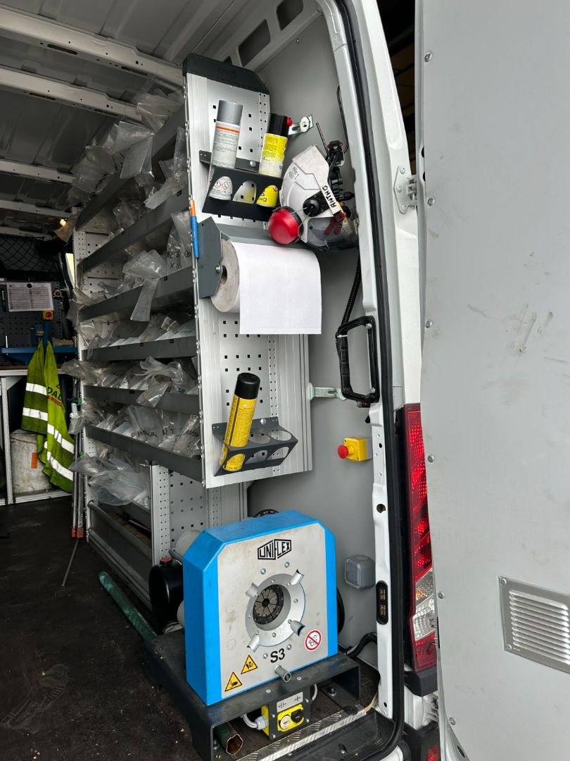 IVECO DAILY FOURGON - 35S18 A8 L3 VEHICULE ATELIER FLEXIBLE HYDRAULIQUE