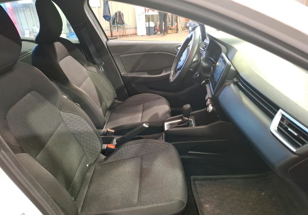 RENAULT CLIO V SOCIETE - 1.6 E-Tech 140 Business