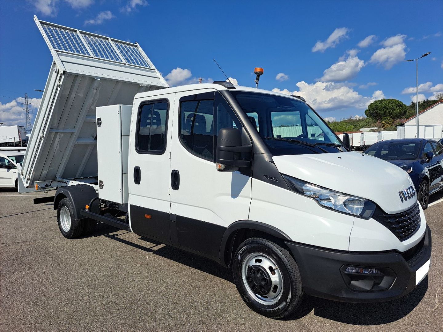 IVECO DAILY BENNE 35C14 140CV 2L3 DOUBLE CABINE JPM