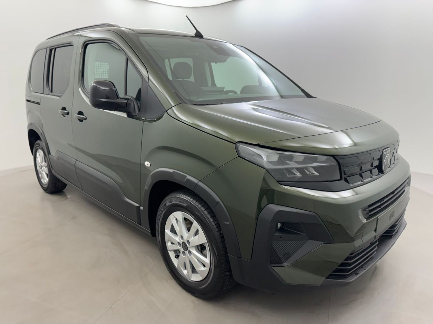 PEUGEOT RIFTER - N1 1.5 BlueHDi 130 Allure EAT8 5PL