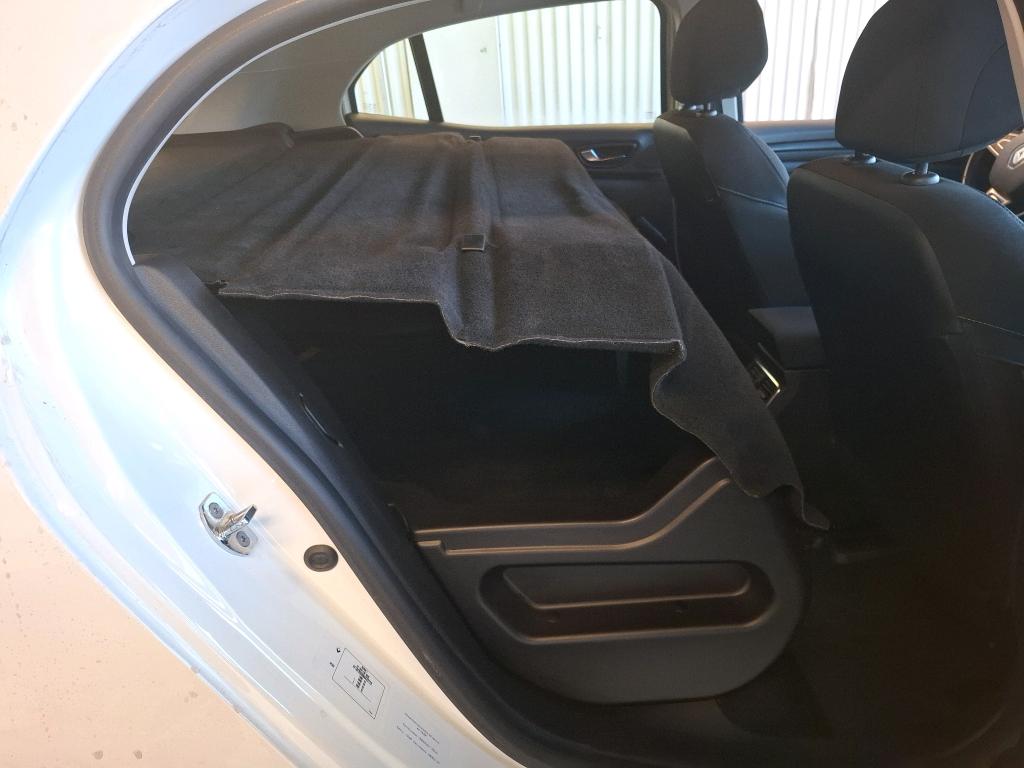 RENAULT MEGANE IV SOCIETE - 1.5 BLUE DCI 95 AIR NAV