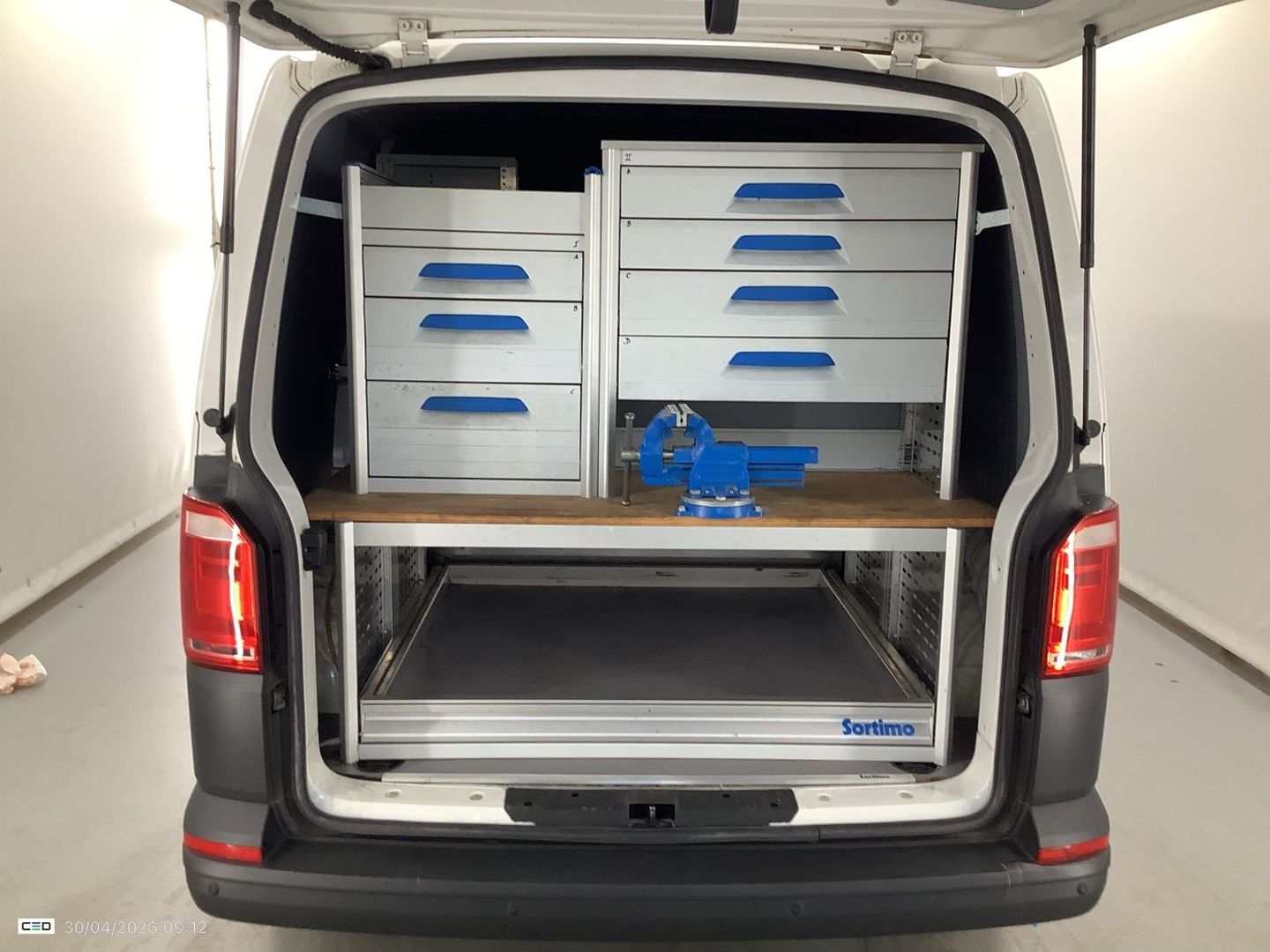 VOLKSWAGEN TRANSPORTER FOURGON - L1H1 2.0 TDI 102