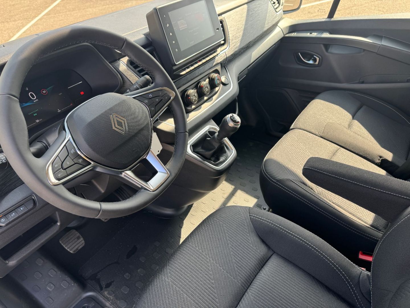 RENAULT TRAFIC CABINE APPROFONDIE - 6PL L2H1 3T BLUE DCI 150 GSR2 RED EDITION PLUS