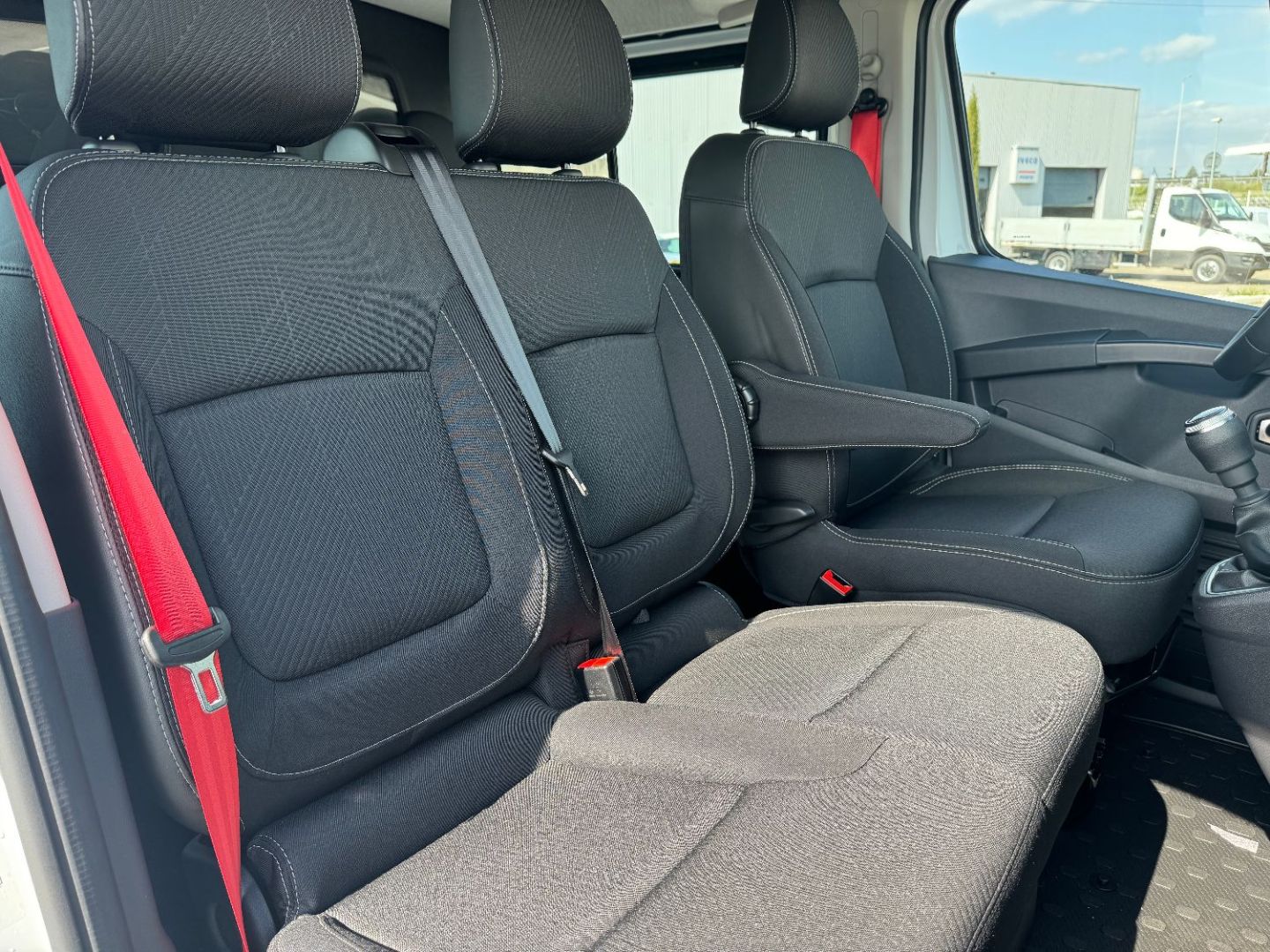 RENAULT TRAFIC CABINE APPROFONDIE - 6PL L2H1 3T BLUE DCI 150 GSR2 RED EDITION PLUS