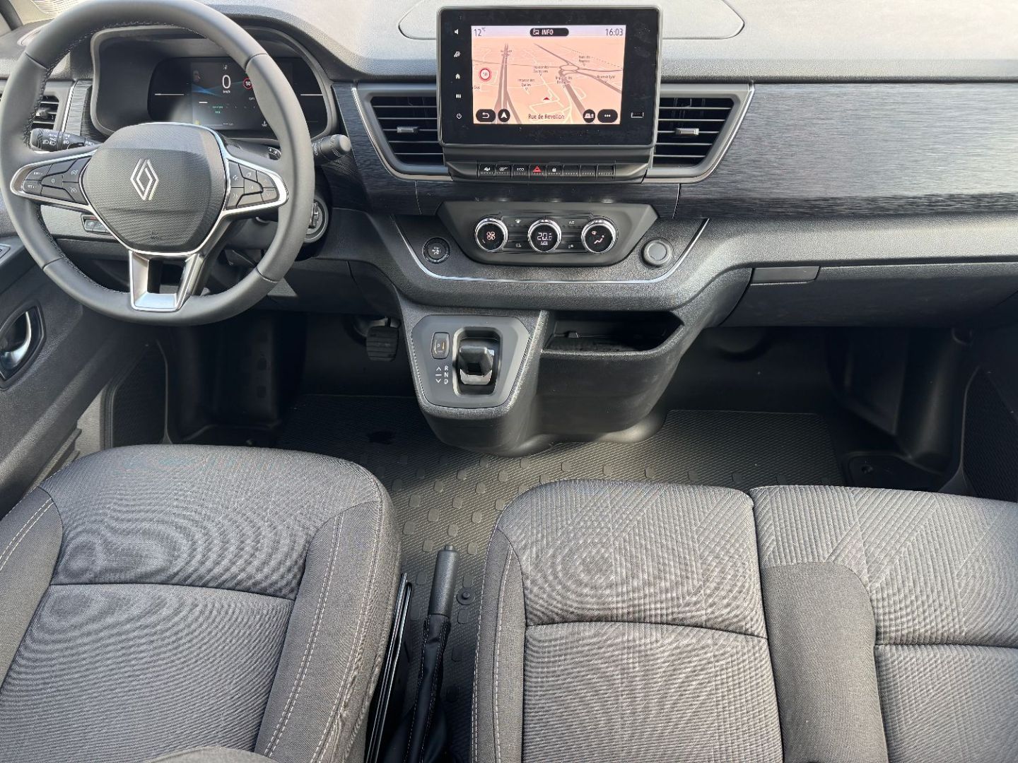 RENAULT TRAFIC CABINE APPROFONDIE - L2H1 3T BLUE DCI 170 BVA9 EXCLUSIVE 6PL