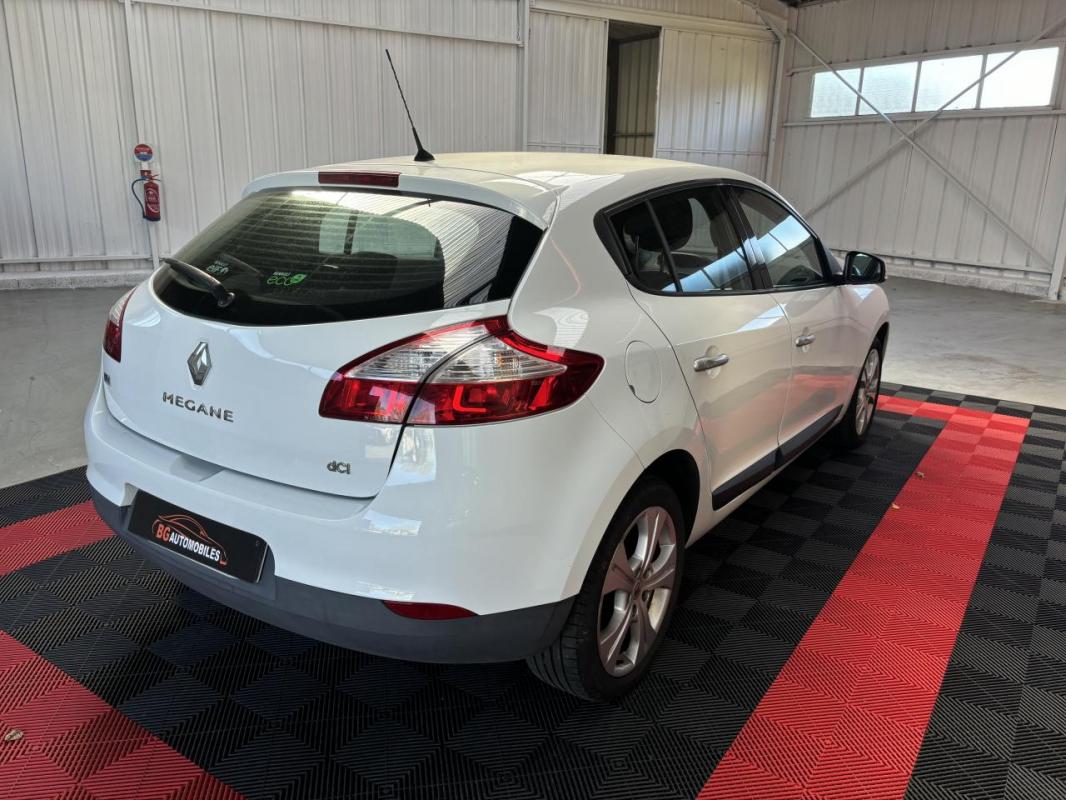 Renault Mégane - 1.5 dCi 110 CH DYNAMIQUE - GARANTIE 6 MOIS