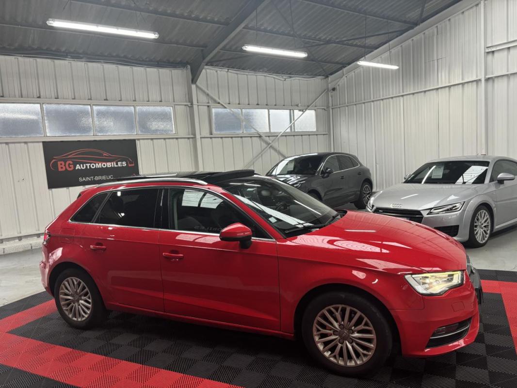 Audi A3 - 2.0 TDI 150 CH SPORTBACK AMBITION LUXE