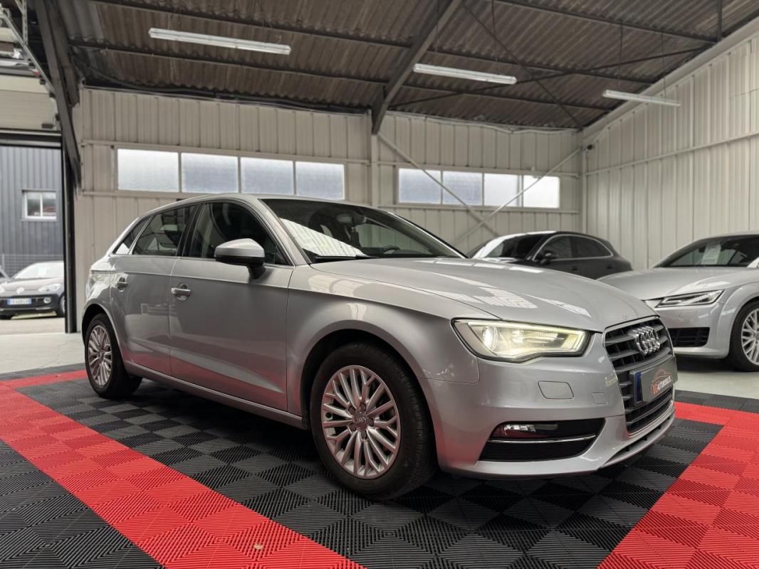 Audi A3 - 1.6 tdi 110 CH AMBIANTE - GARANTIE 6 MOIS