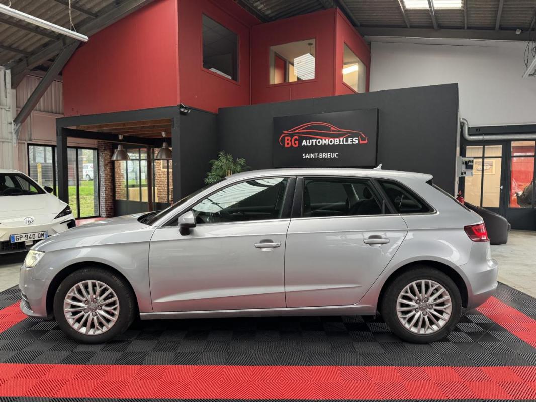 Audi A3 - 1.6 tdi 110 CH AMBIANTE - GARANTIE 6 MOIS
