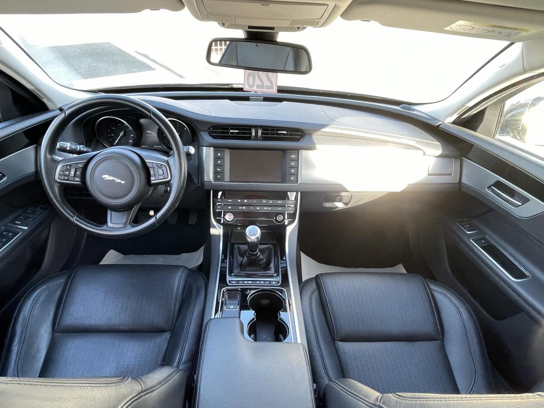 Jaguar XF - 2.0D 163 CV E-performance Prestige
